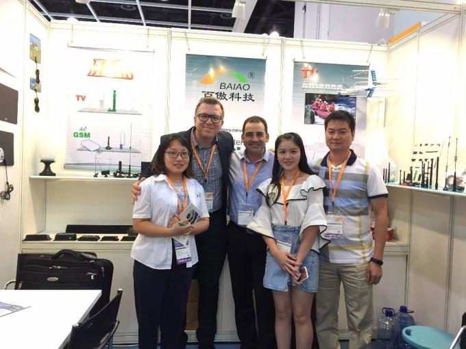 망원경 5 - 빠는 원판을 가진 28dBi 차 텔레비젼 WiFi 안테나 10